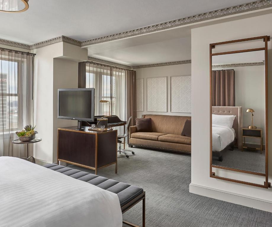 Room image 3